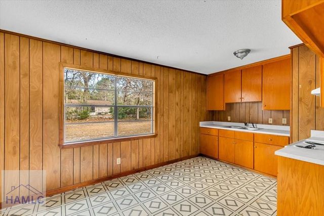 1108 Mary Ann Drive, Hinesville, GA 31313