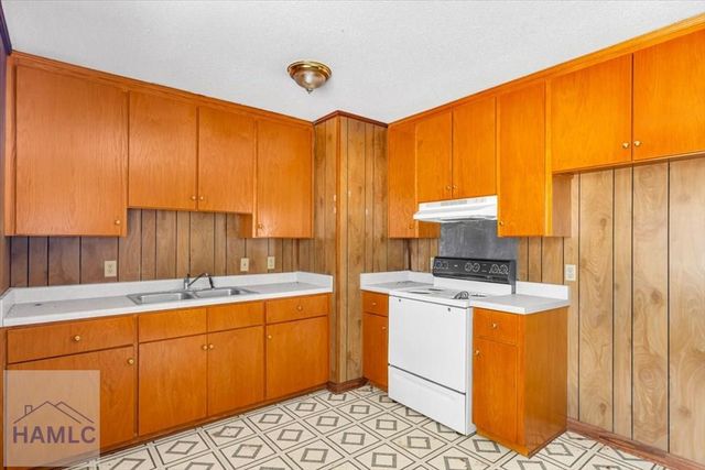 1108 Mary Ann Drive, Hinesville, GA 31313