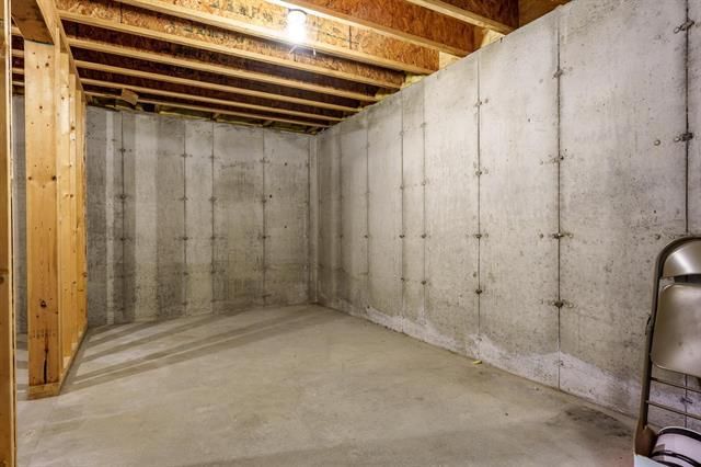 569 Gershwin Lane, Machesney Park, IL 61115