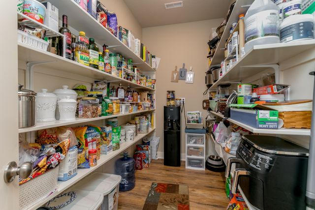 11033 E TIMMONS RD, Centralia, MO 65255