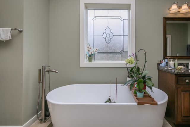 11033 E TIMMONS RD, Centralia, MO 65255