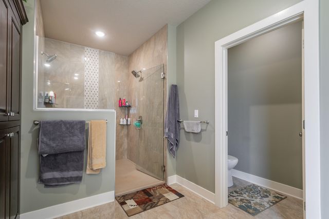 11033 E TIMMONS RD, Centralia, MO 65255