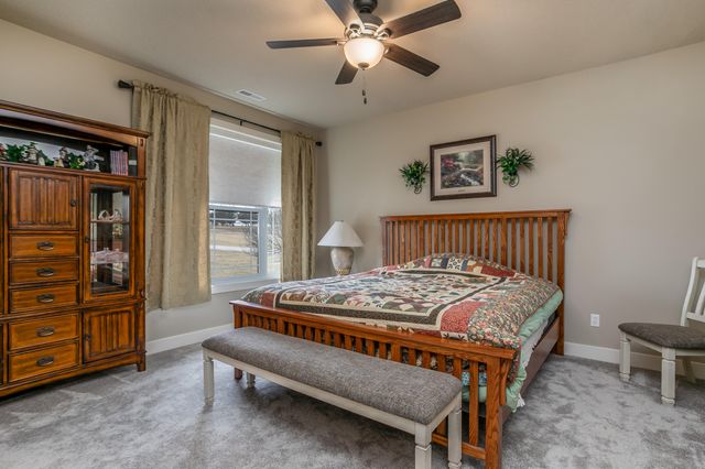 11033 E TIMMONS RD, Centralia, MO 65255