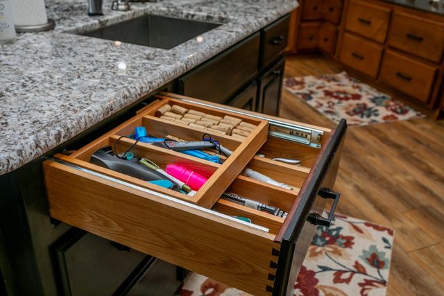 11033 E TIMMONS RD, Centralia, MO 65255