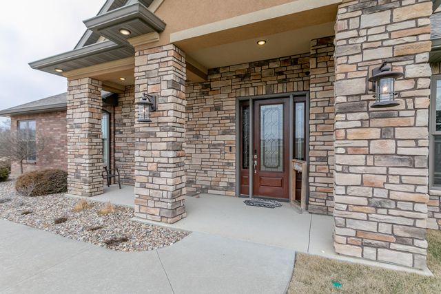 11033 E TIMMONS RD, Centralia, MO 65255