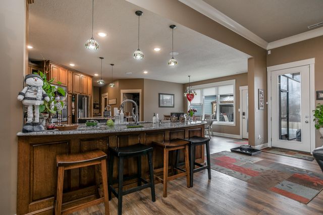 11033 E TIMMONS RD, Centralia, MO 65255