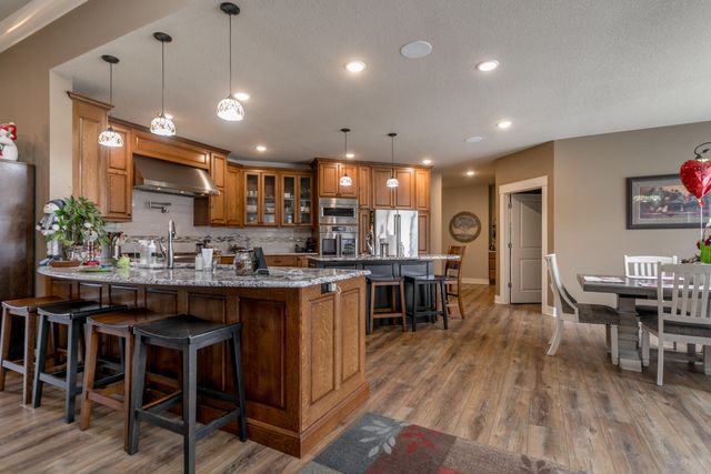 11033 E TIMMONS RD, Centralia, MO 65255