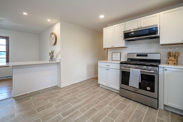 910 E ST. EUNICE RD, Fulton, MO 65251