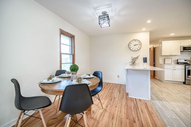 910 E ST. EUNICE RD, Fulton, MO 65251