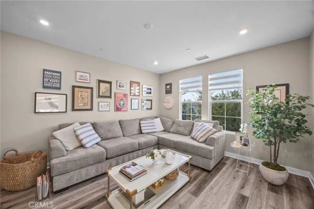 16369 Mariposa Avenue, Riverside, CA 92504