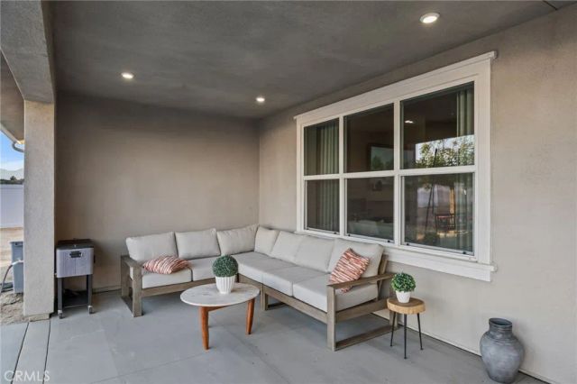 16369 Mariposa Avenue, Riverside, CA 92504