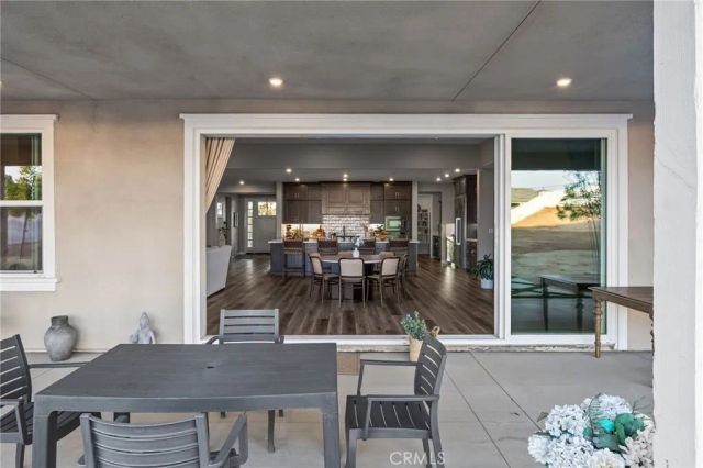 16369 Mariposa Avenue, Riverside, CA 92504