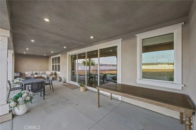 16369 Mariposa Avenue, Riverside, CA 92504