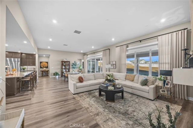 16369 Mariposa Avenue, Riverside, CA 92504