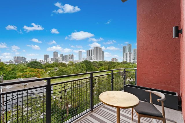 1749 NE Miami Court 405, Miami, FL 33132