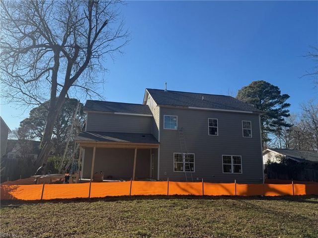 520 W Plantation RD, Virginia Beach, VA 23451