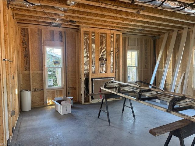 520 W Plantation RD, Virginia Beach, VA 23451