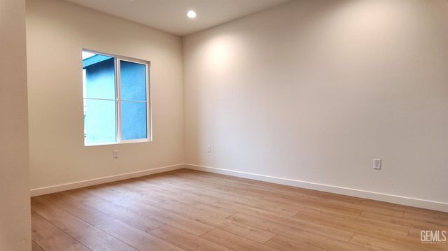 7402 Cryosphere Street, Bakersfield, CA 93311