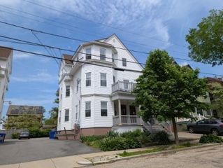 230 Pleasant Street 3, Providence, RI 02906