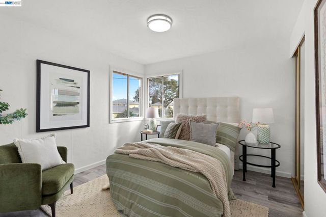1815 Second Street, Alameda, CA 94501