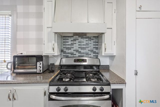 425 E 13th Avenue, Belton, TX 76513