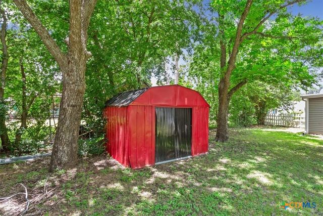 425 E 13th Avenue, Belton, TX 76513