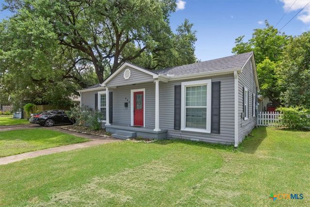 425 E 13th Avenue, Belton, TX 76513