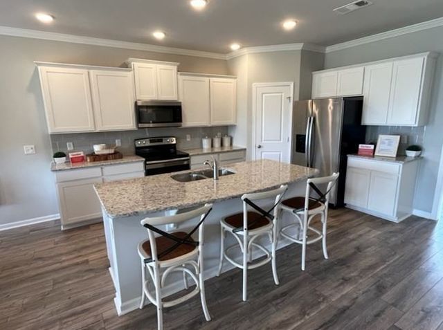 3277 Holiday Ln, Columbia, TN 38401