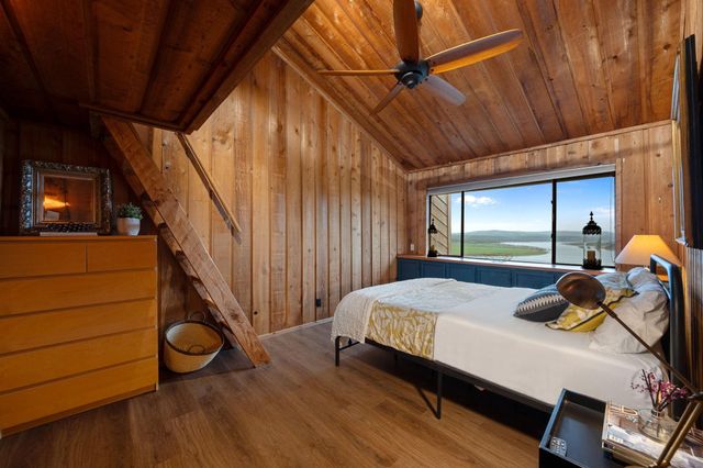 403 Coventry RD, Spicewood, TX 78669