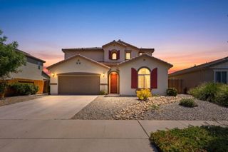 470 Daphne Lane, Lemoore, CA 93245