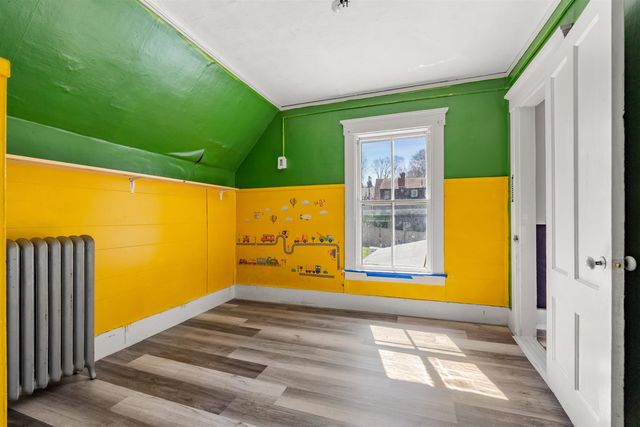 11 Pine Street, Franklin, NH 03235