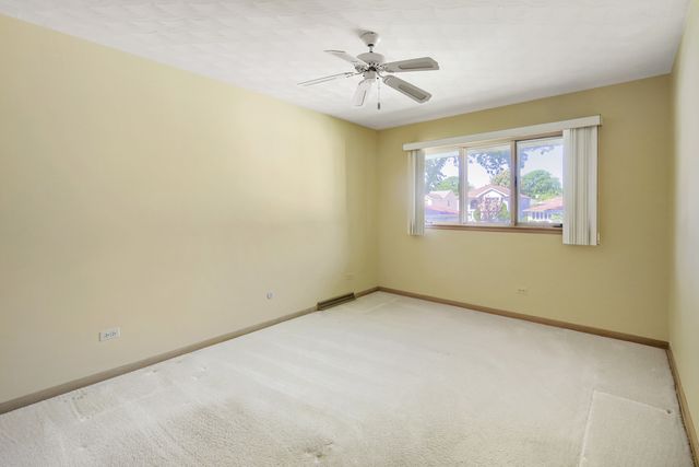 2630 Somerset Drive, Westchester, IL 60154