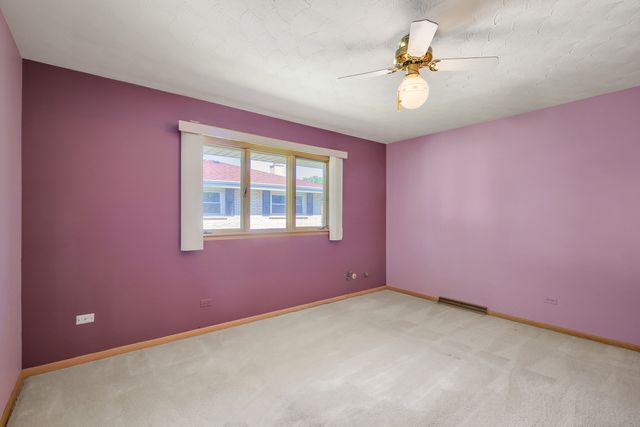2630 Somerset Drive, Westchester, IL 60154