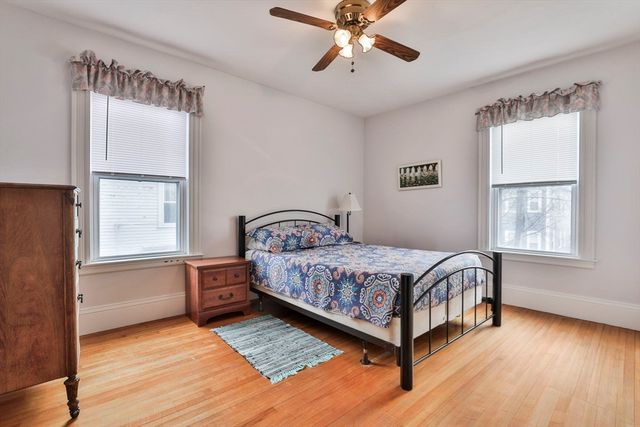 24 Austin St, Milton, MA 02186