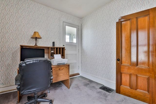 24 Austin St, Milton, MA 02186