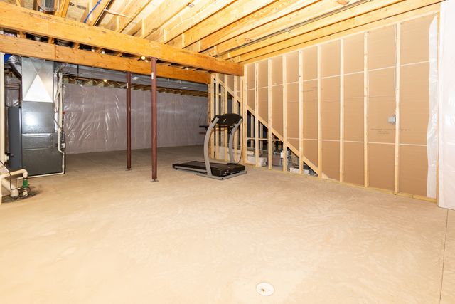 41 Brookstone Circle, Bloomington, IL 61704