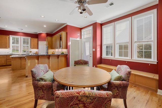 4205 Love Bird LN, Austin, TX 78730