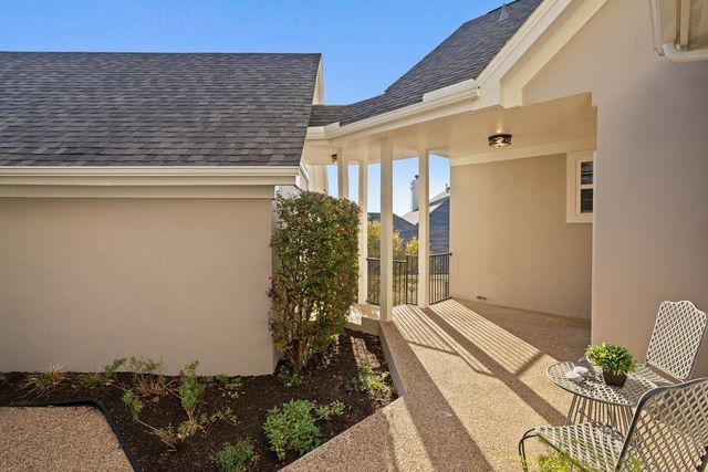 4205 Love Bird LN, Austin, TX 78730