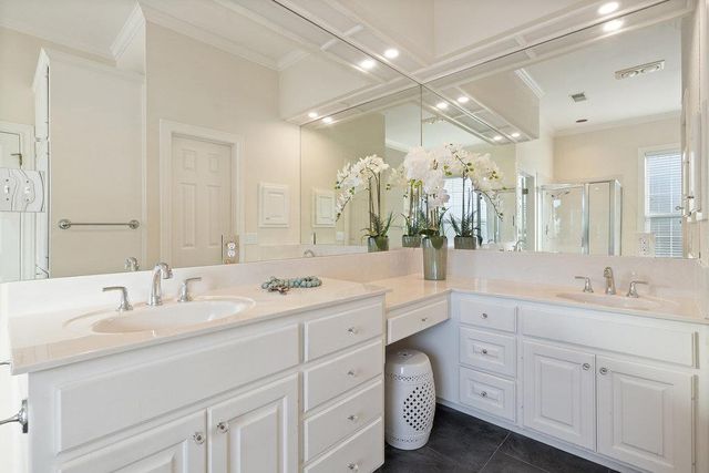 4205 Love Bird LN, Austin, TX 78730