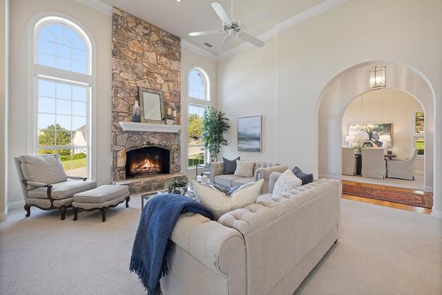 4205 Love Bird LN, Austin, TX 78730