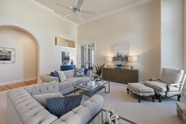 4205 Love Bird LN, Austin, TX 78730