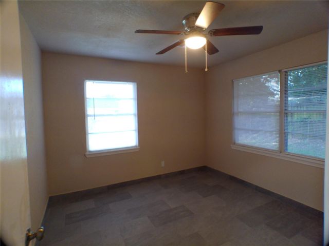 601 Fresa Road, Pasadena, TX 77502