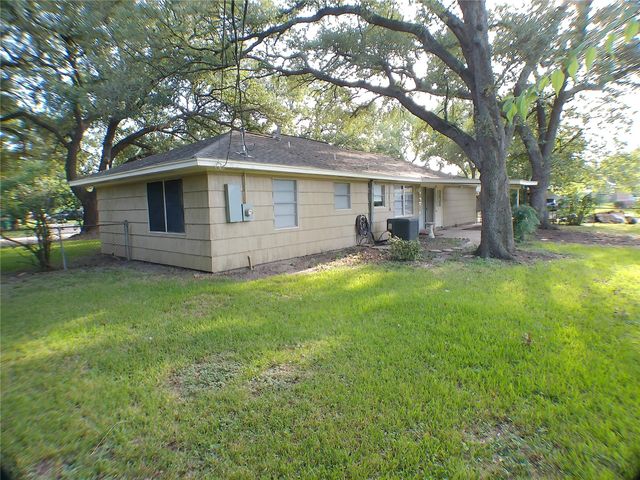 601 Fresa Road, Pasadena, TX 77502