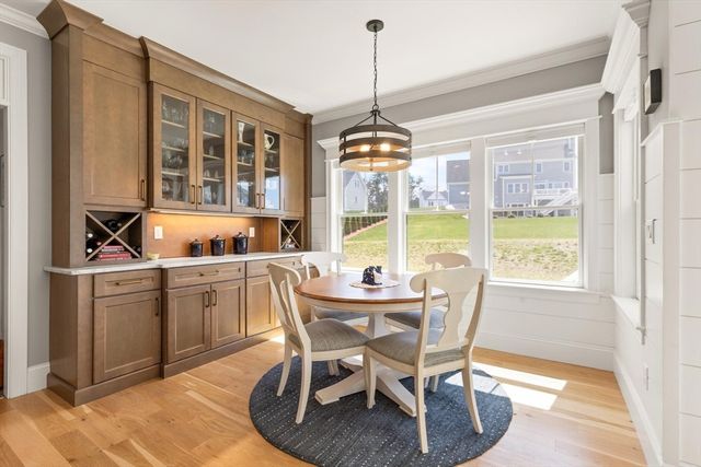300 Lafayette Ave, Wrentham, MA 02093