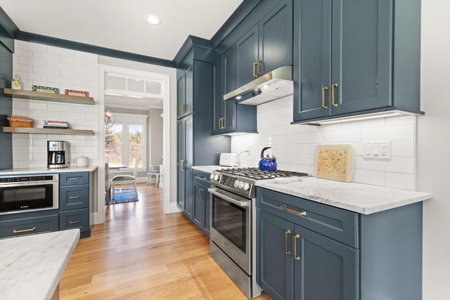 300 Lafayette Ave, Wrentham, MA 02093
