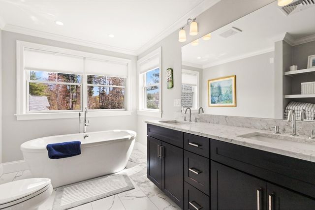 300 Lafayette Ave, Wrentham, MA 02093