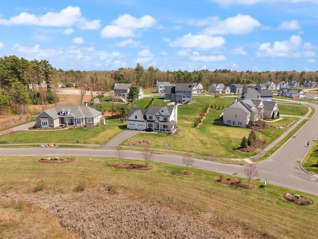 300 Lafayette Ave, Wrentham, MA 02093