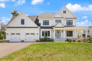 300 Lafayette Ave, Wrentham, MA 02093