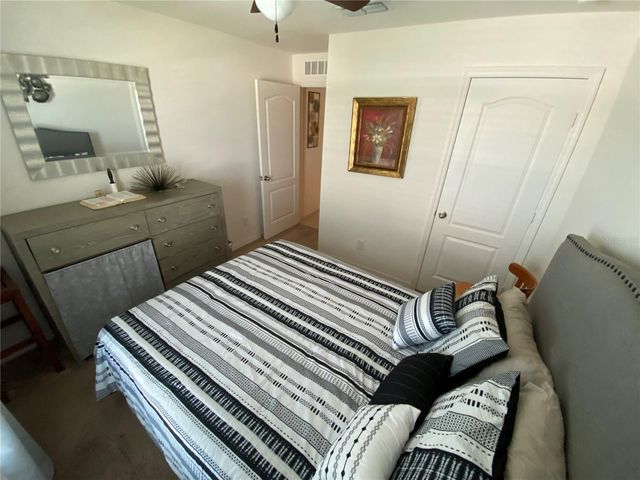 1919 AMBER SWEET CIRCLE, Dundee, FL 33838