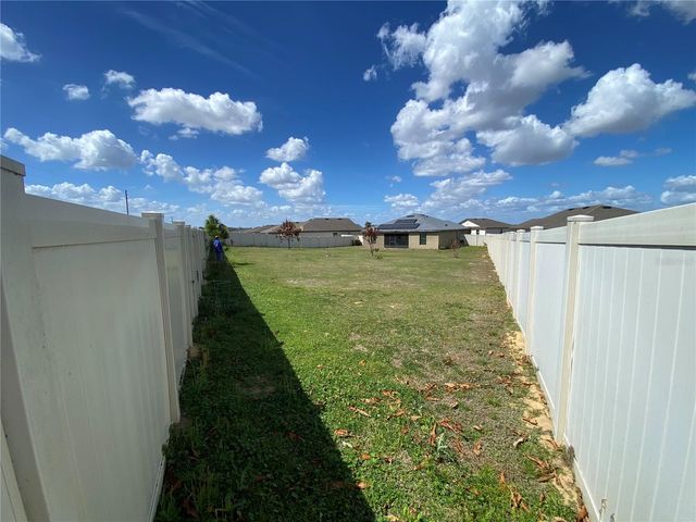 1919 AMBER SWEET CIRCLE, Dundee, FL 33838